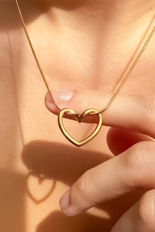 18K Gold Plated Waterproof Stainless Steel Heart Necklace