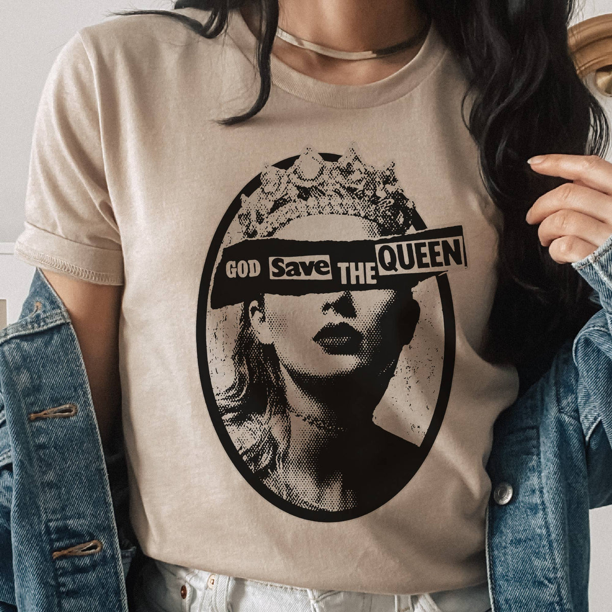 Taylor Swift God Save The Queen Taylor Concert Graphic Tee: Orchid