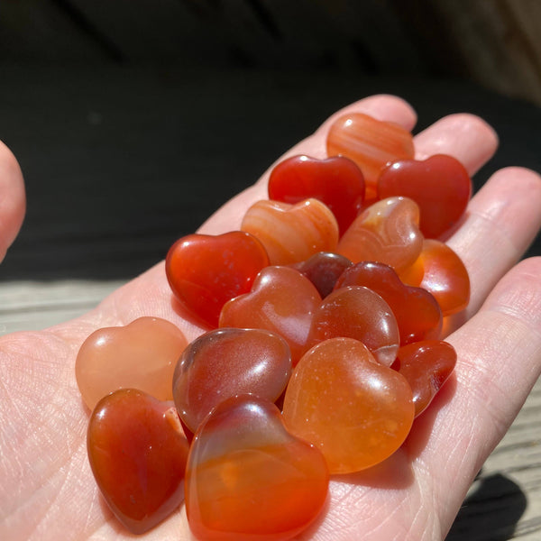❤️ Red Carnelian Crystal Mini Heart Stones 🧡✨