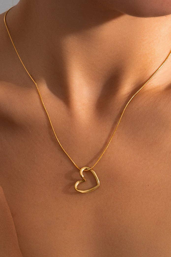 18K Gold Plated Waterproof Stainless Steel Heart Necklace