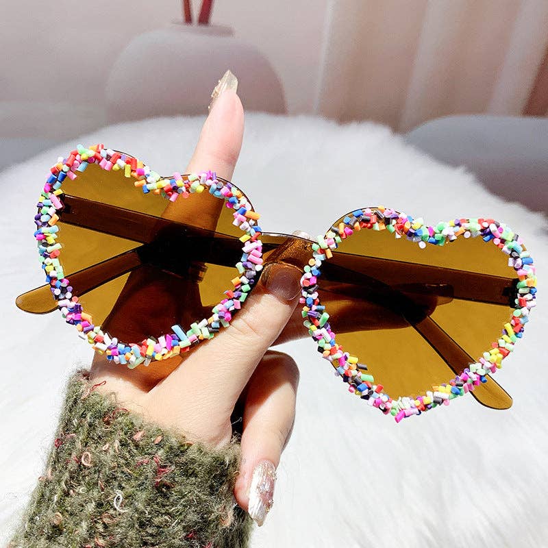 Heart-Shaped Fashion Sunglasses Trendy Beach Shades: Rose