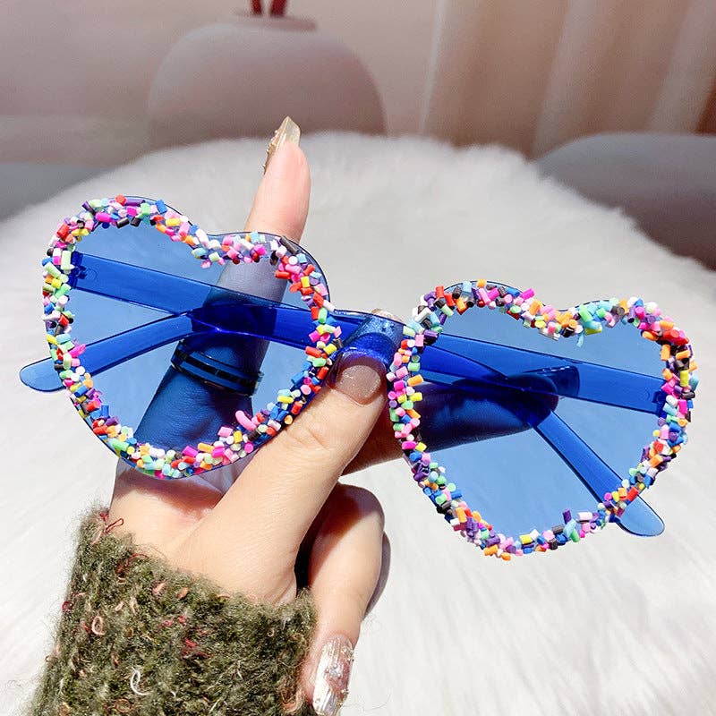 Heart-Shaped Fashion Sunglasses Trendy Beach Shades: Pink