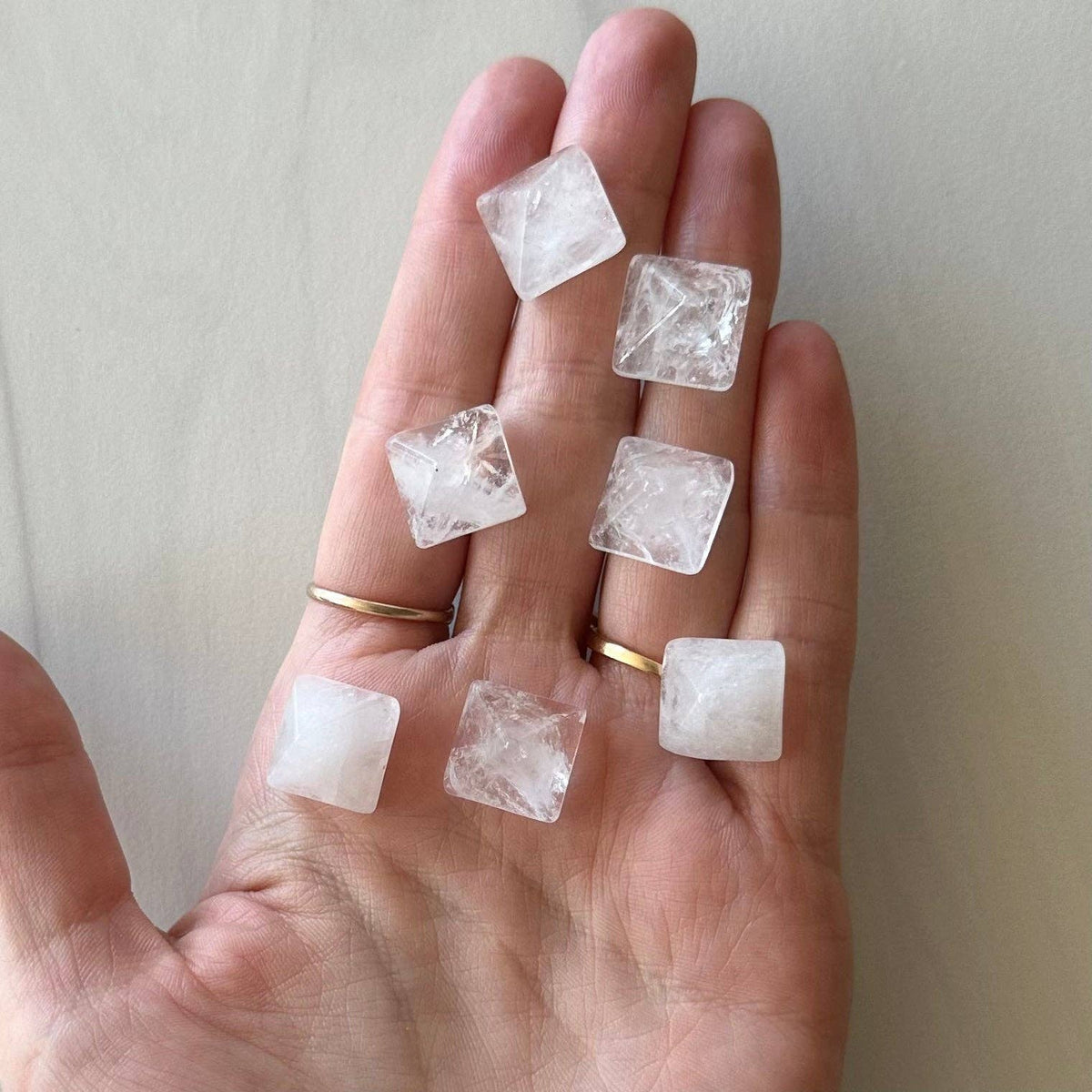 Clear Quartz Mini Pyramid (Crystals & Stones)