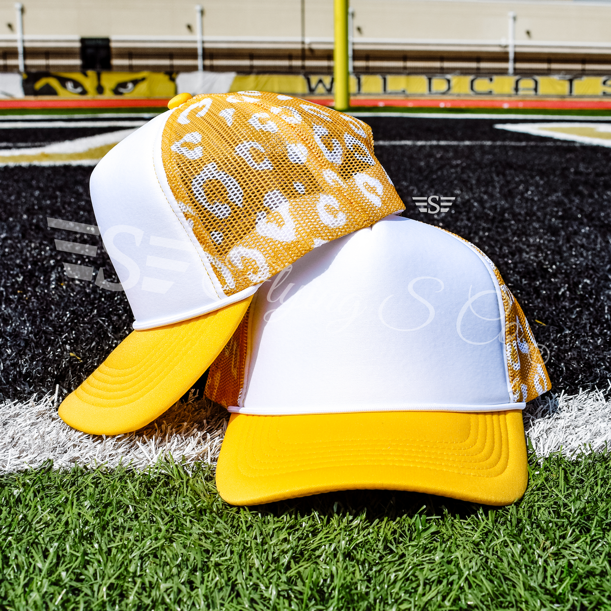 White Front Leopard Magna Pony™ Mesh Foam Trucker Hat: Purple