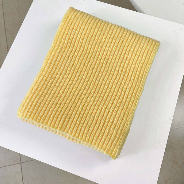 Minimalist Solid Color Knitted Scarf for Women - Stylish and Warm: Light Yellow