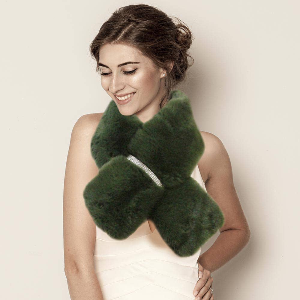 Faux Fur Bling Pull Through Scarf: Fu