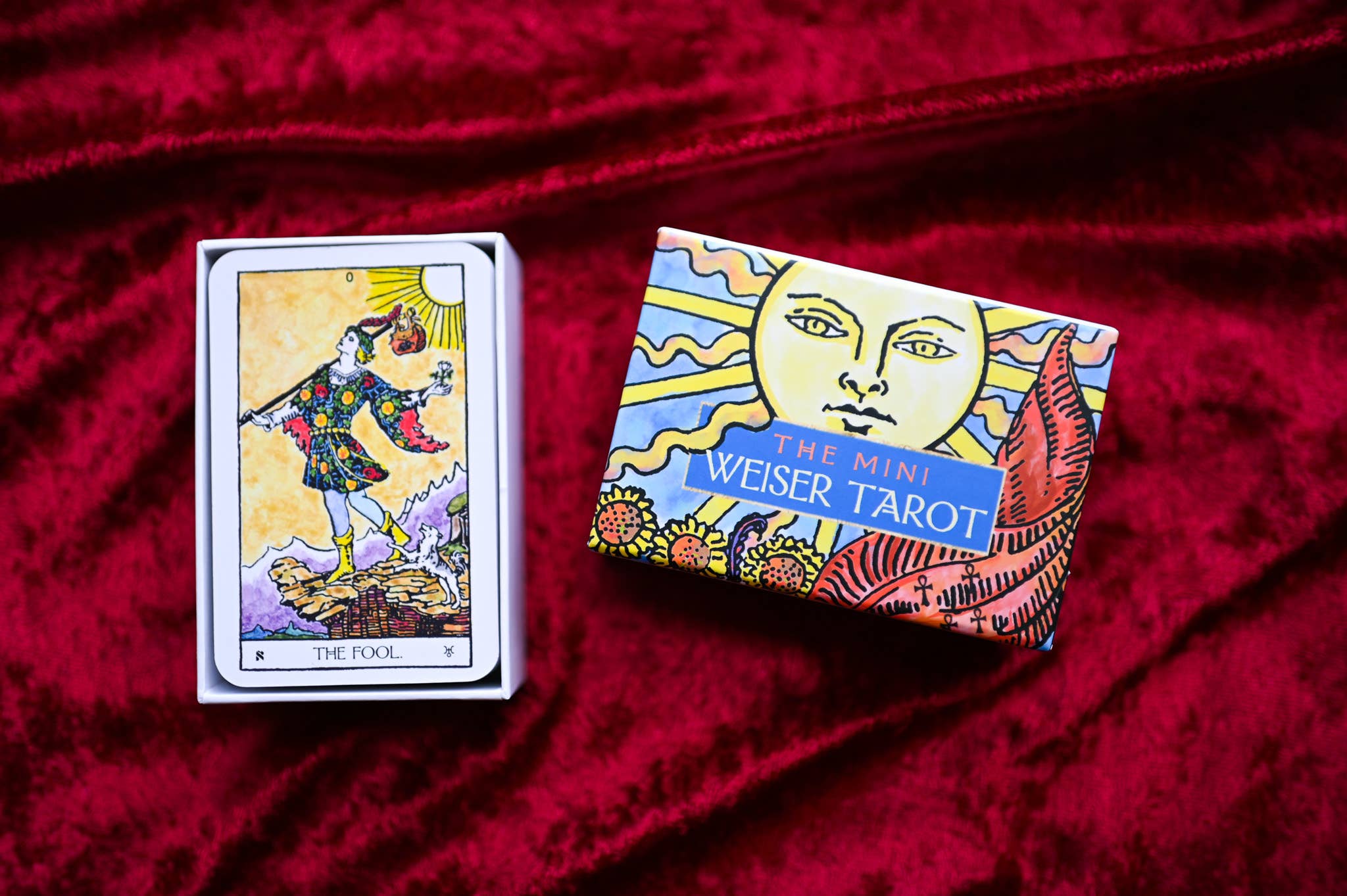 The Mini Weiser Tarot (78 Full-Color Cards, Mini RWS Deck) – Candle ...