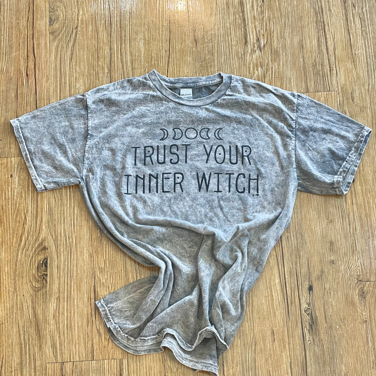 Trust Your Inner Witch tee